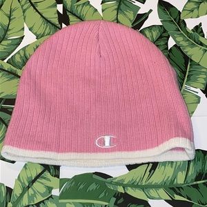 Vintage Y2K Pink Champion Beanie
In great condition no flaws! one size fits all